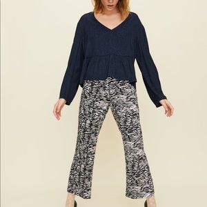 SOLD Little moon zebra  julep pant